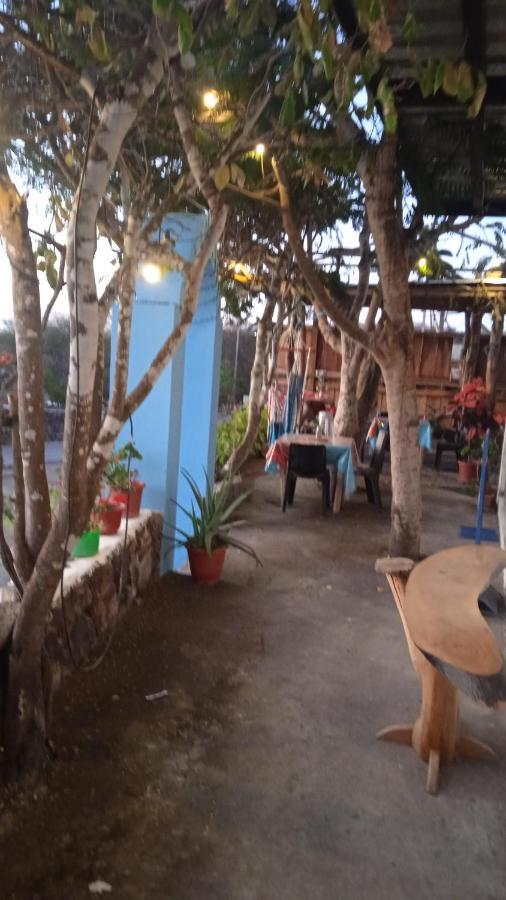 Hostal Cabanas Don Jorge Puerto Baquerizo Moreno Kültér fotó
