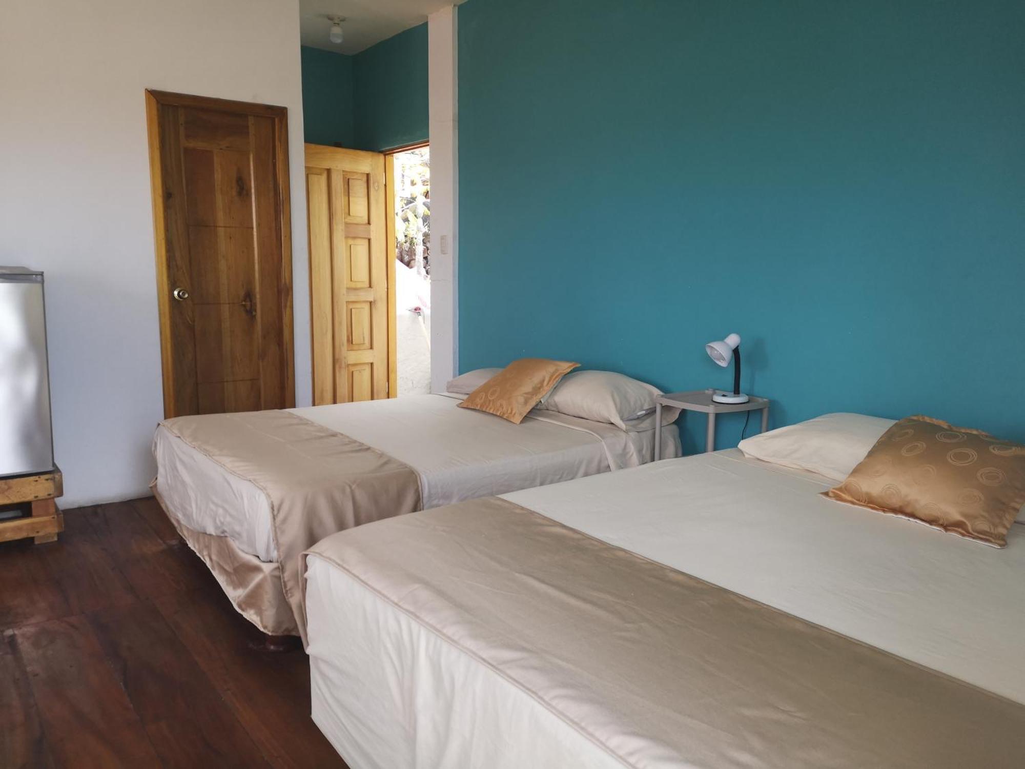 Hostal Cabanas Don Jorge Puerto Baquerizo Moreno Kültér fotó