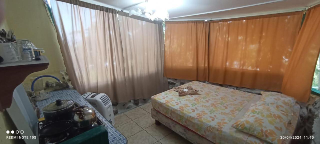 Hostal Cabanas Don Jorge Puerto Baquerizo Moreno Kültér fotó